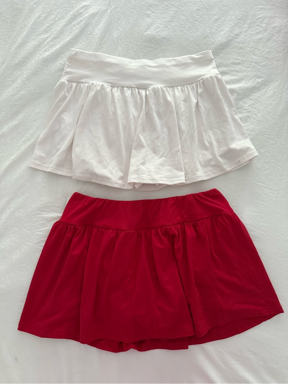 Red and White Skort | Size Medium